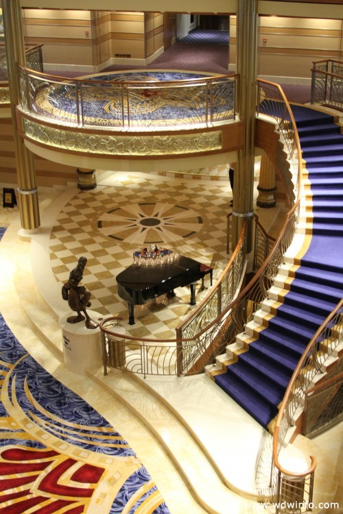 Disney_Dream_Cruise_Ship_007