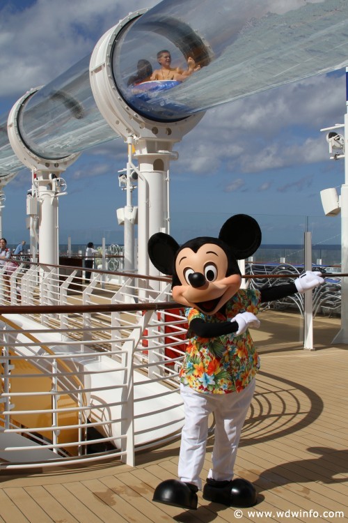 Disney_Dream_Cruise_Ship_039