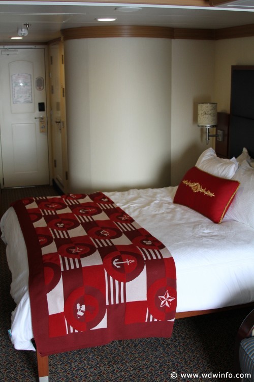 Disney_Dream_Cruise_Ship_069
