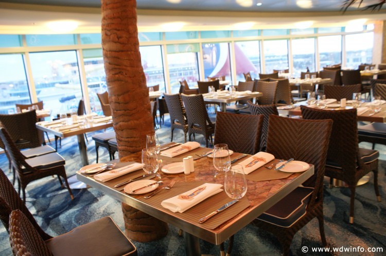 Disney_Dream_Cruise_Ship_077
