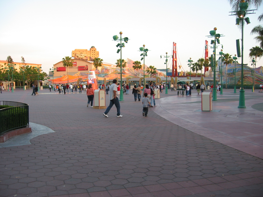 Disneyland 4-16-05