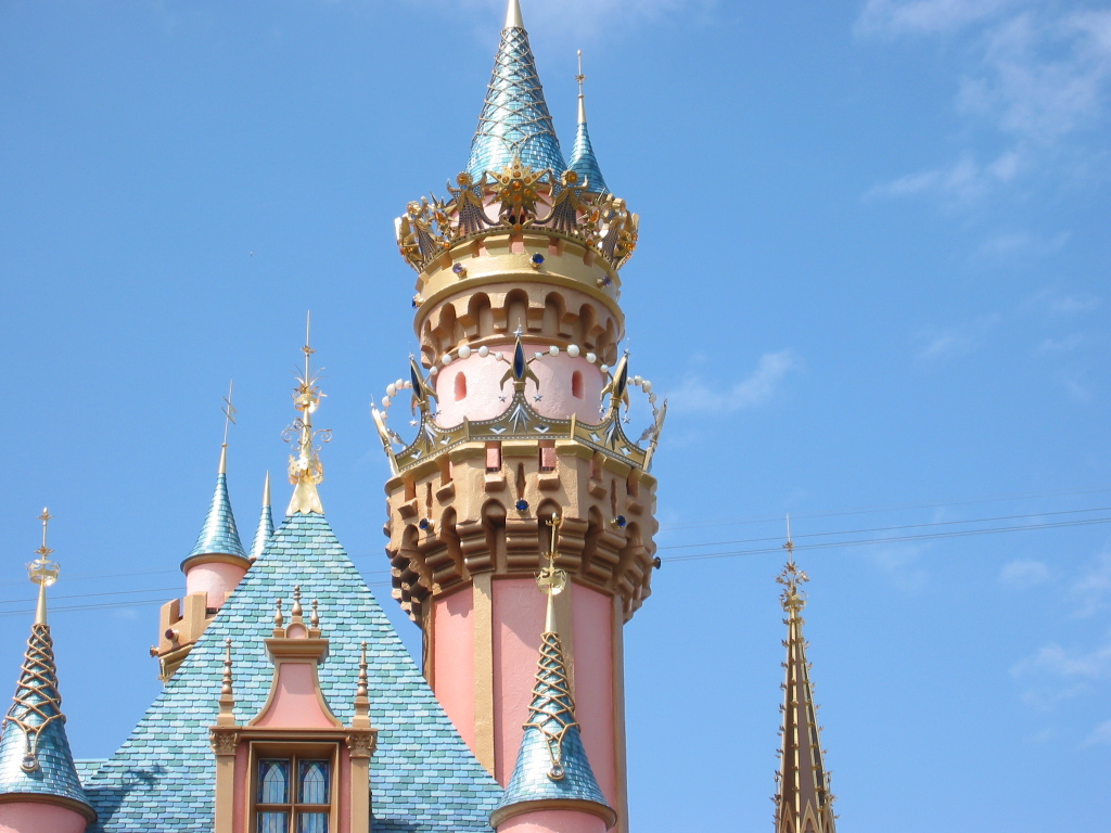 Disneyland 50th Logo