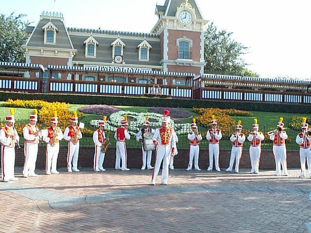 Disneyland Band