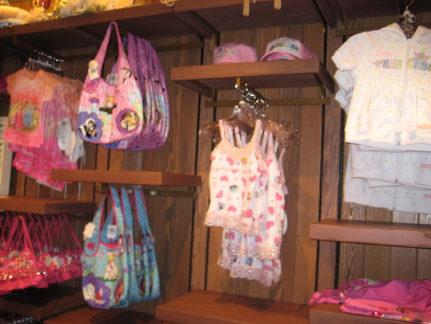 Disneyland Bibbity Bobbity Boutique