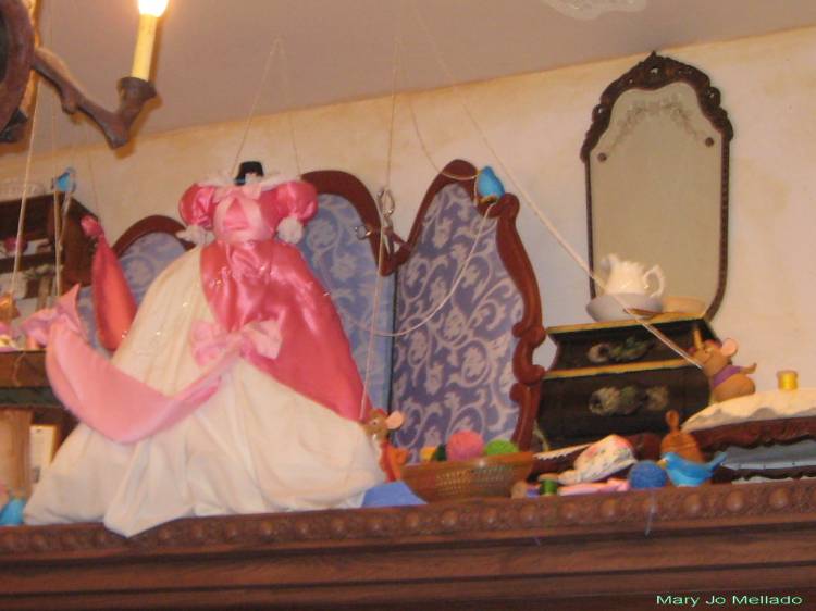 Disneyland Bibbity Bobbity Boutique