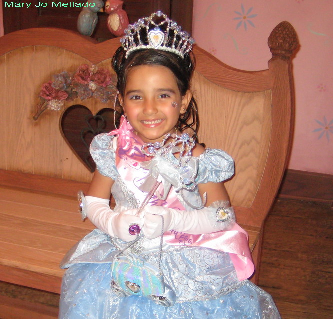 Disneyland Bibbity Bobbity Boutique