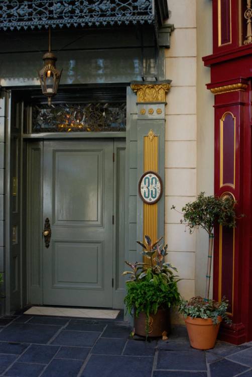 Disneyland Club 33