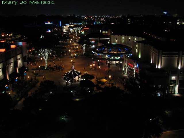 Disneyland Hotel - Dream Tower Room