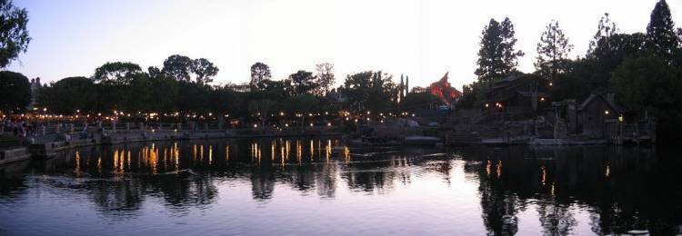 Disneyland - ROA at Dusk