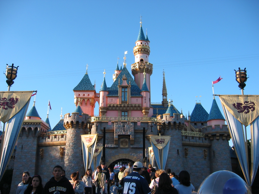 Disneyland-Sleeping Beauty Castle