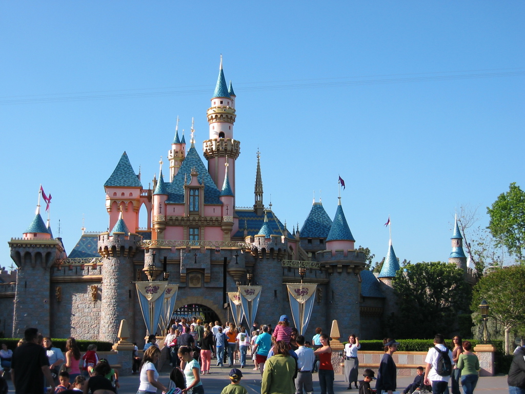 Disneyland-Sleeping Beauty Castle