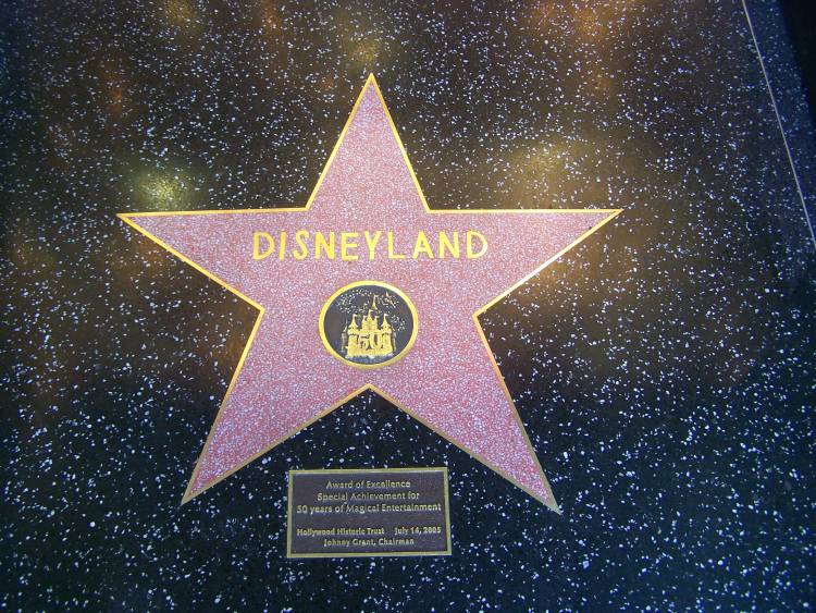 Disneyland star on the walk of fame