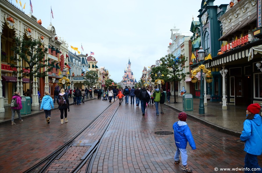 DisneylandParis-342