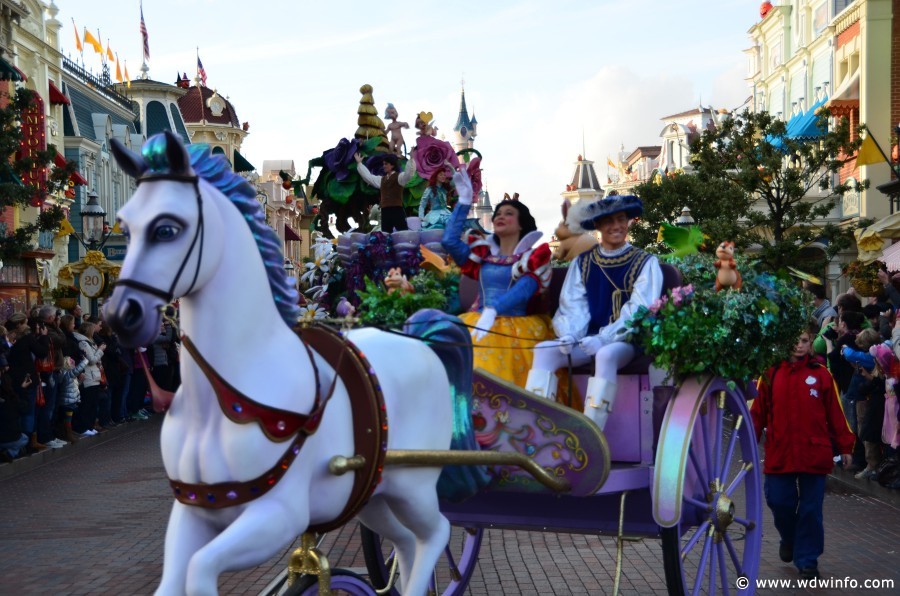 DisneylandParis-542