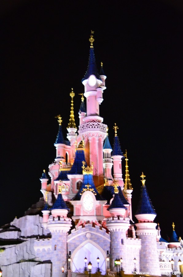 DisneylandParis-800