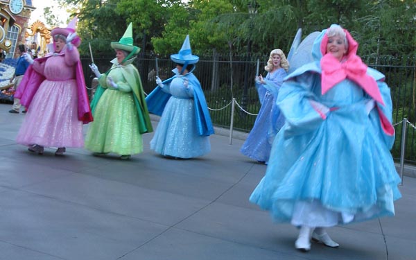 Disneyland's Parade of Dreams 16