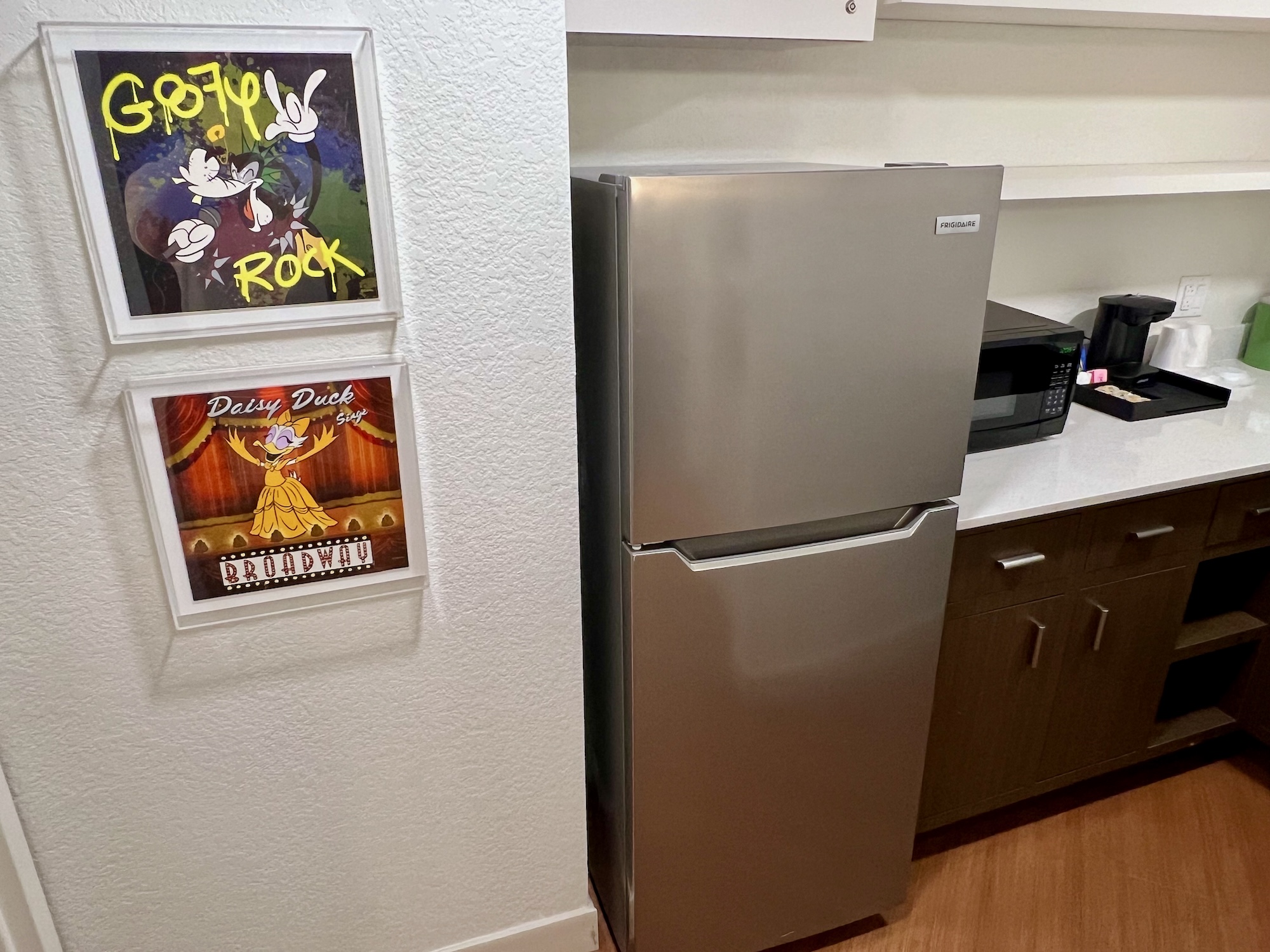 Disneys-All-Star-Music-Family-Suite-024.jpeg