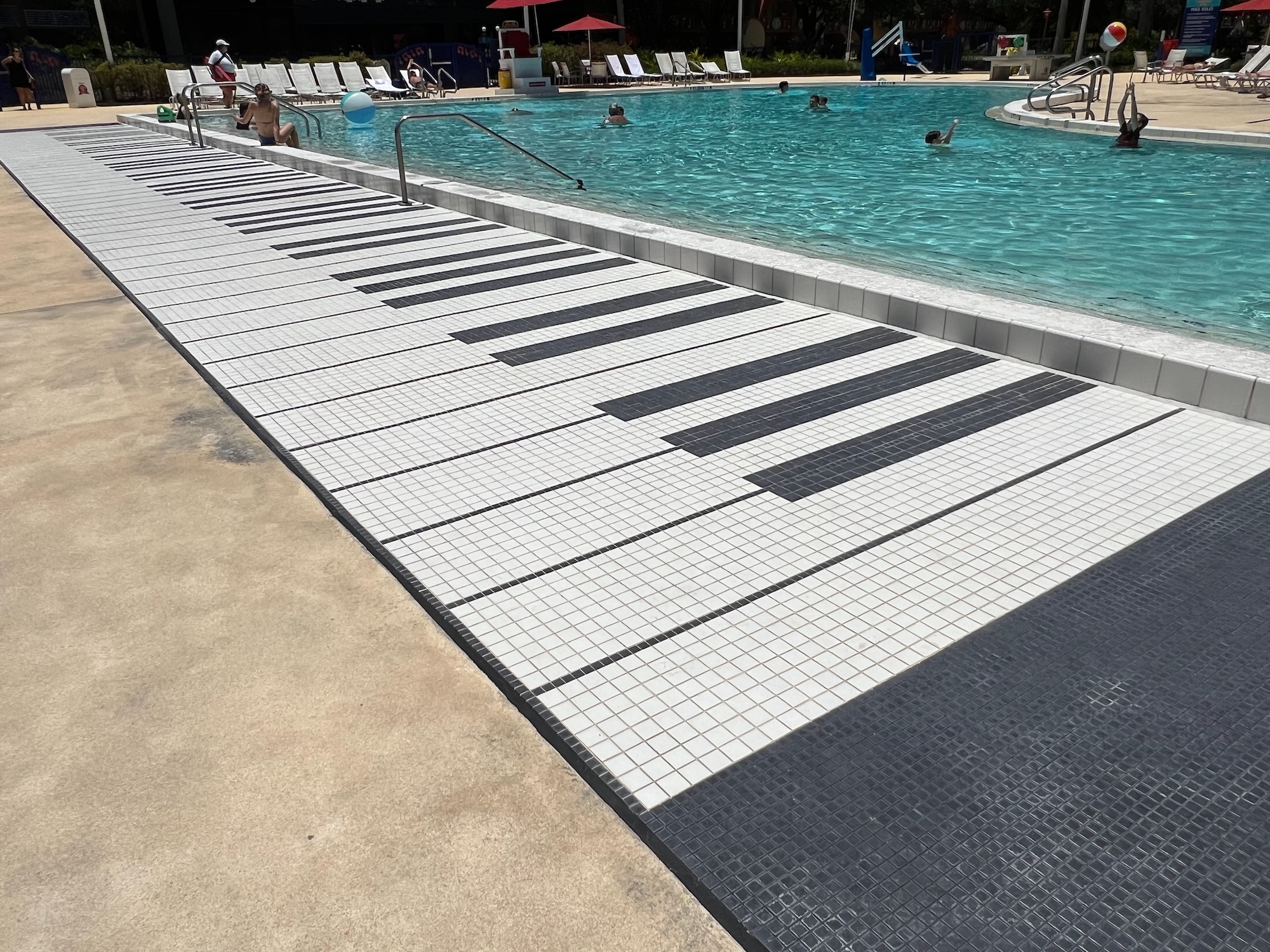 Disneys-All-Star-Music-Resort-014.jpeg