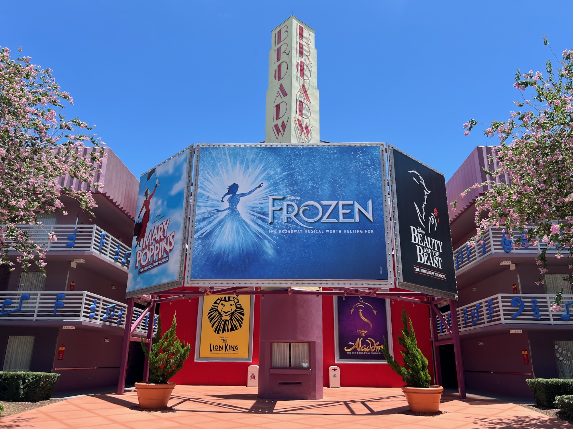 Disneys-All-Star-Music-Resort-035.jpeg