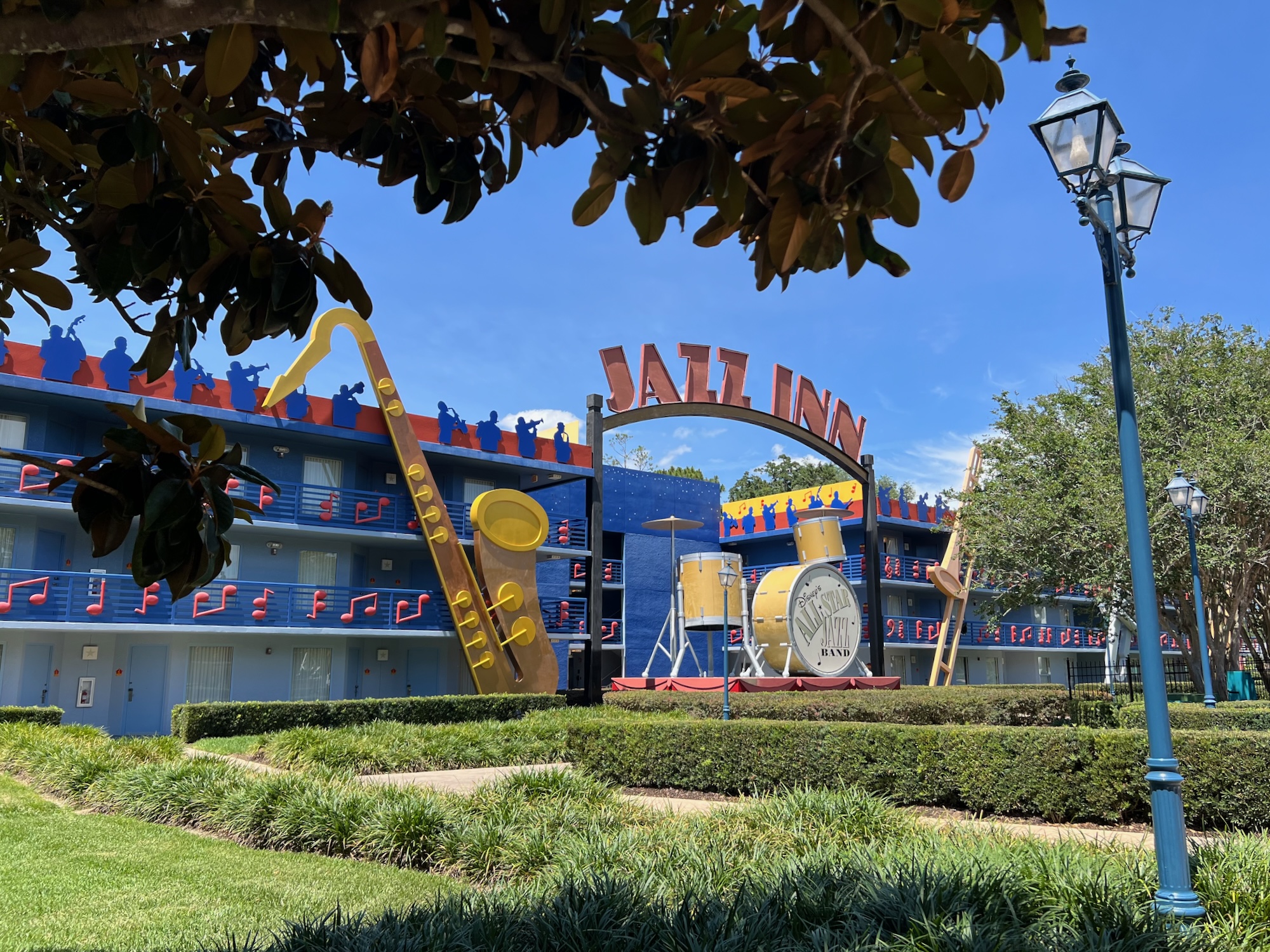 Disneys-All-Star-Music-Resort-046.jpeg