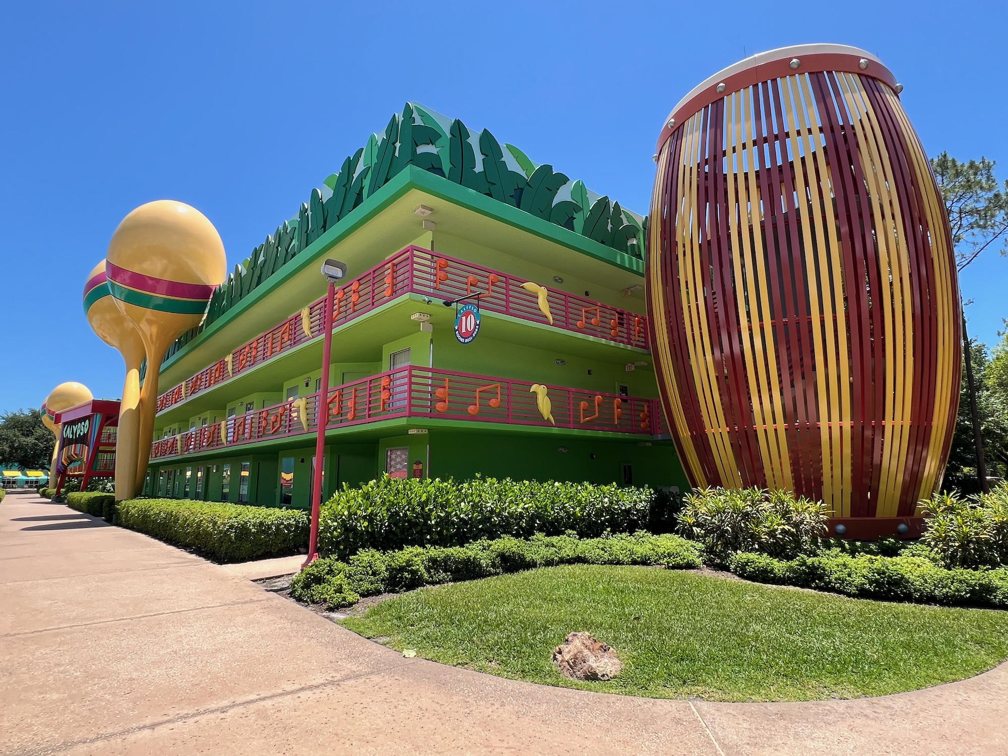 Disneys-All-Star-Music-Resort-051.jpeg