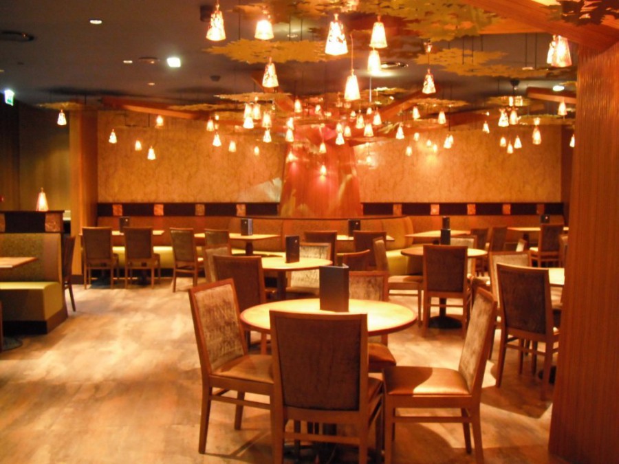 Disney's Sequoia Lodge - Golden Forest Lounge