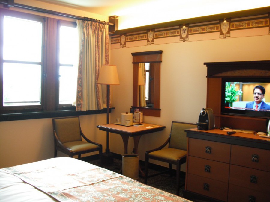 Disney's Sequoia Lodge - Golden Forest Room 7th Floor