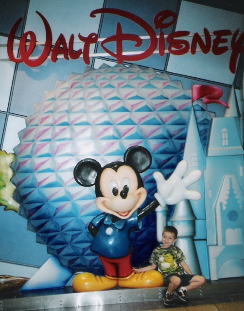 DisneyStore