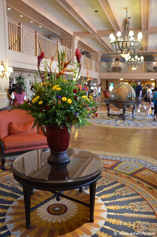 DisneysYachtClub-Lobby-1