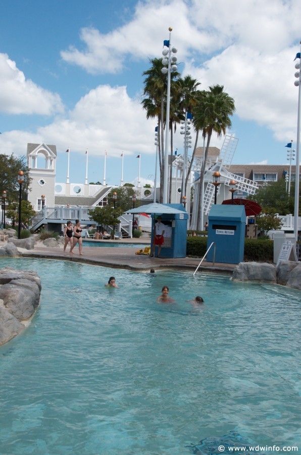 DisneysYachtClub-Pool-4_1_