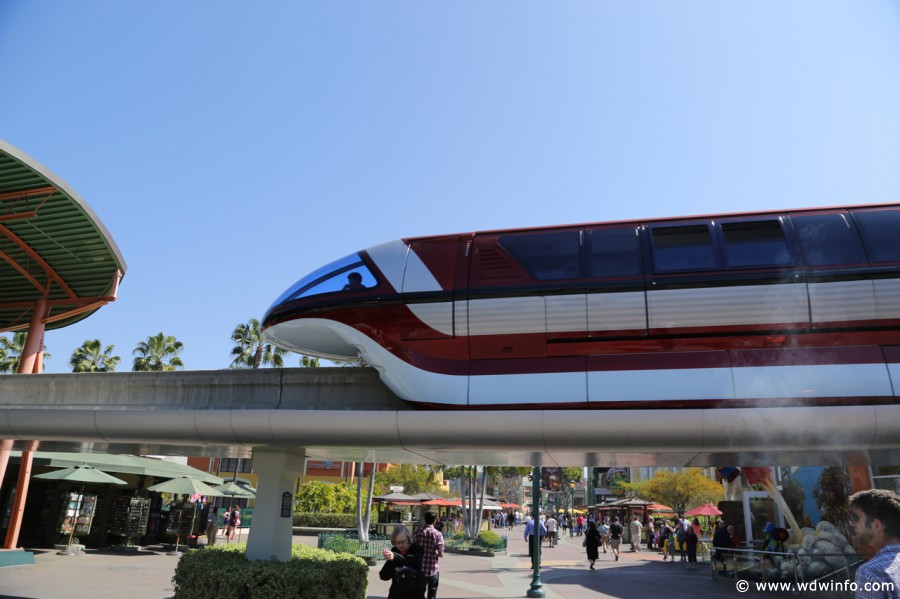 Downtown-Disney-003