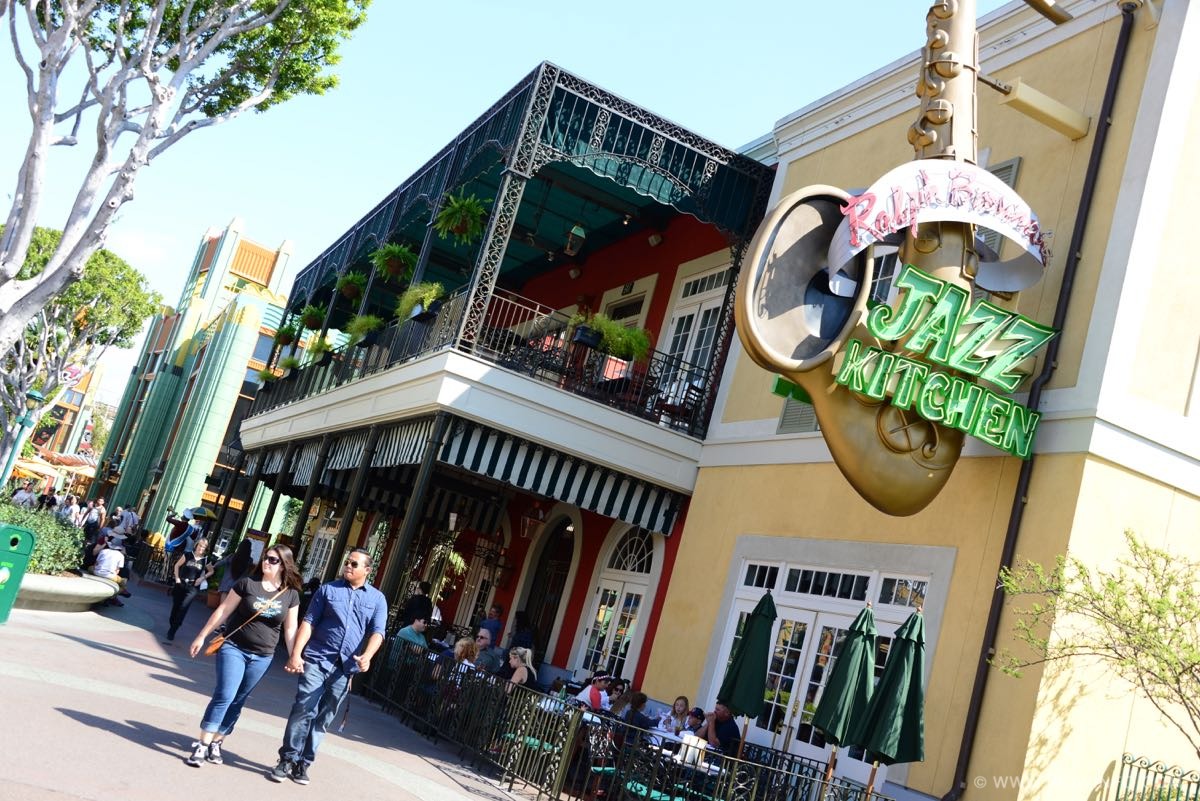 Downtown-Disney-California-07