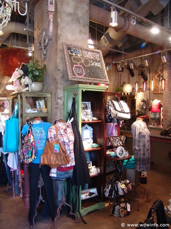 Downtown-Disney-DL-096