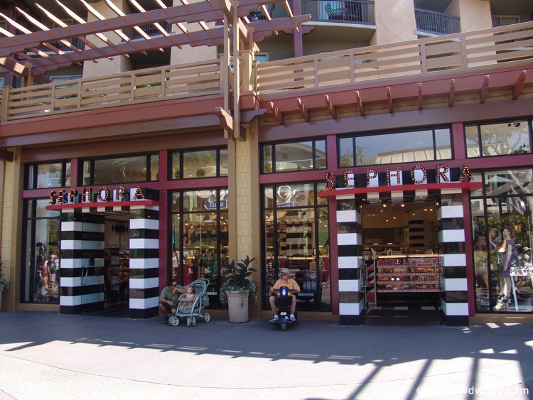 Downtown-Disney-DL-124