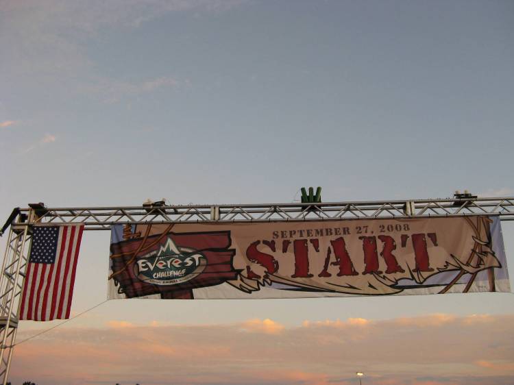 EE_Challenge_-_Race_Day_Start_Line_Signage_