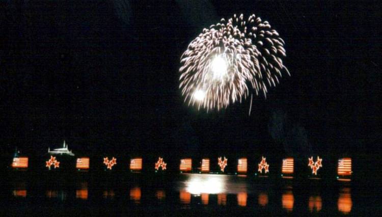 Electric Water Parade from behind loop 300