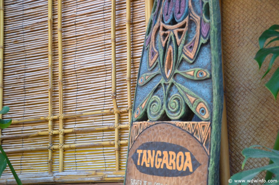 Enchanted-Tiki-Room-003