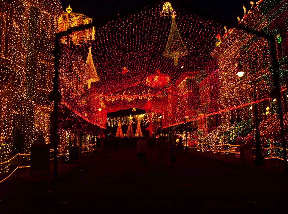 Entrance to Osborne lights