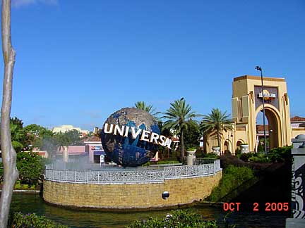 Entrance to Universal Studios.