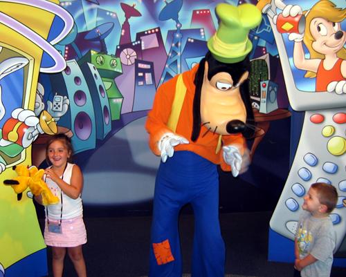 ep_dis_photo_goof_fun_2