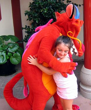 ep_dis_photo_mushu_cait