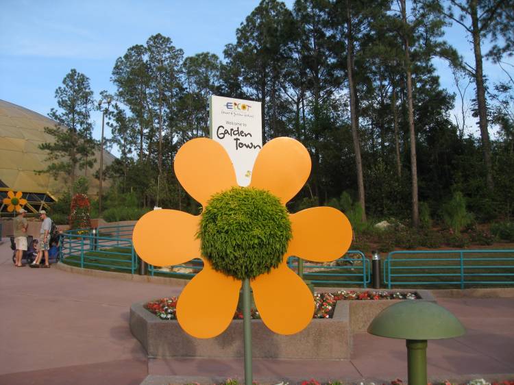 Epcot 2008 Flower and Garden