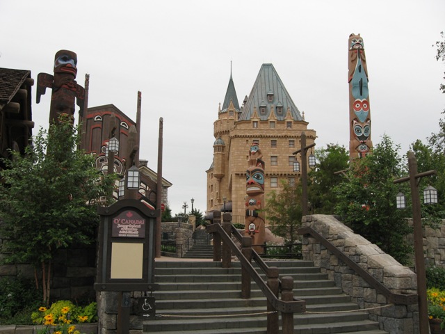 Epcot - Canada 10-2007
