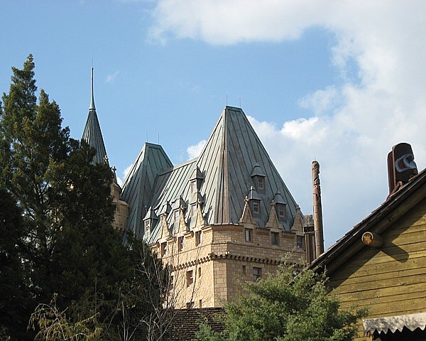 EPCOT Canada 3-09