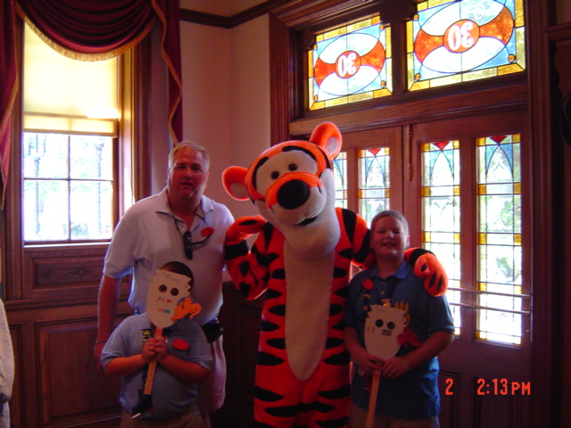 Epcot English character meet