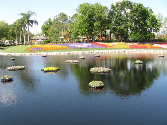 Epcot Flower and Garden 3-2009