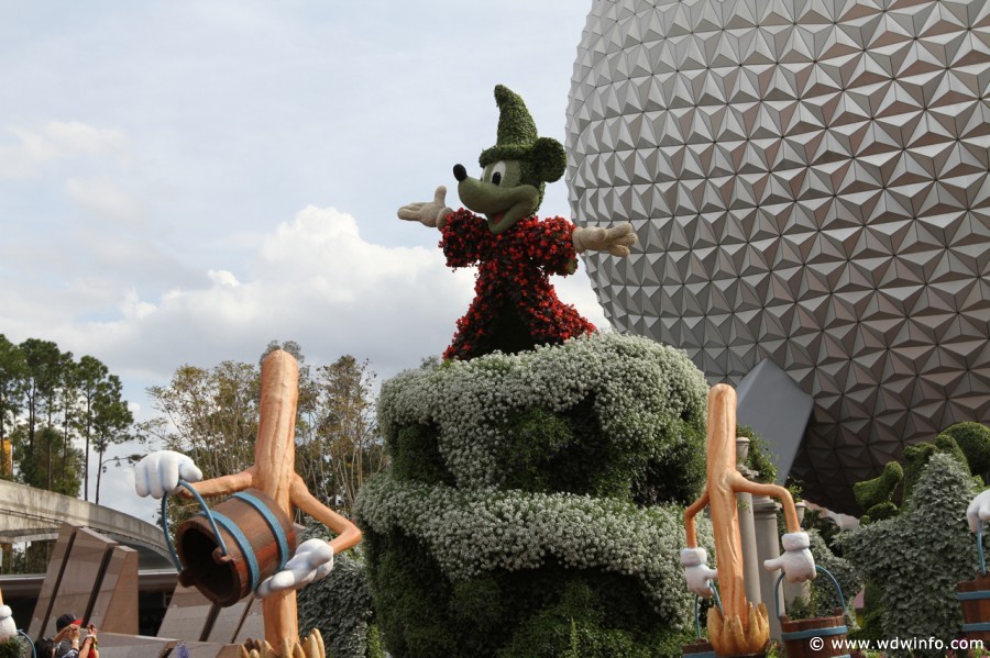 Epcot-Flower-Garden-2012-003