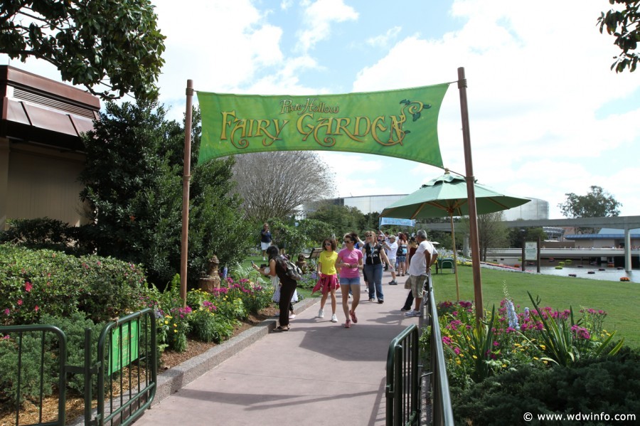 Epcot-Flower-Garden-2012-019