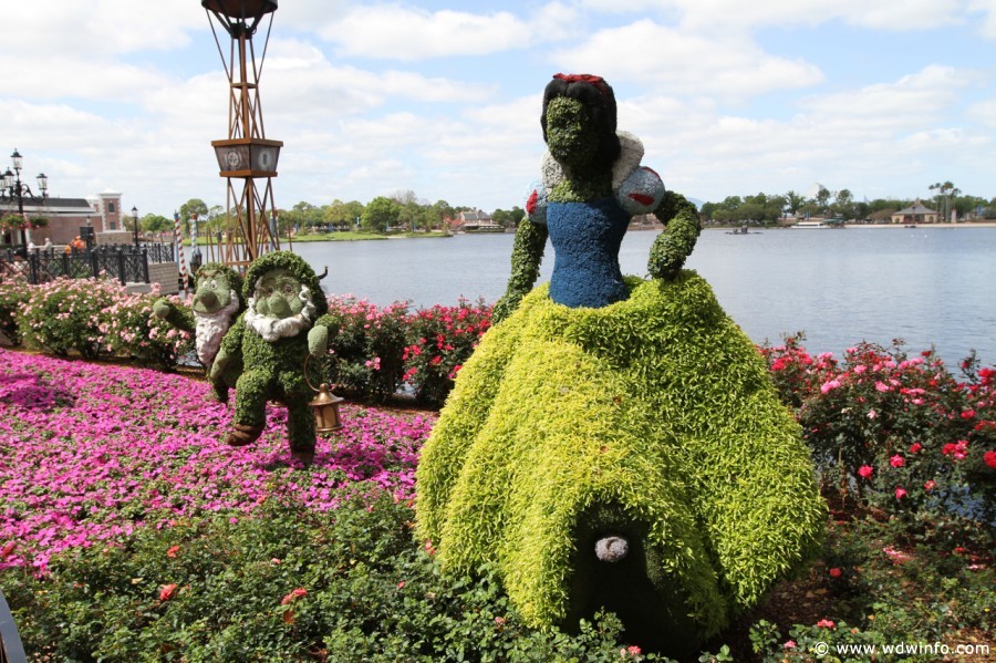 Epcot-Flower-Garden-2012-074