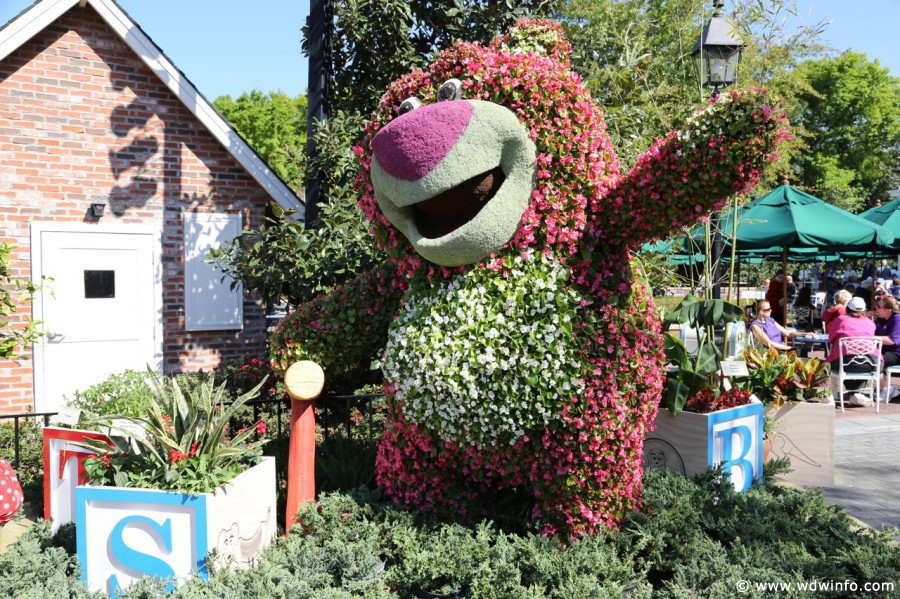 Epcot-Flower-Garden-2013-057